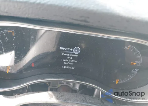 2019 Jeep Grand Cherokee Limited 4X4 z USA, uszkodzony, nr VIN 1C4RJFBG3KC697232